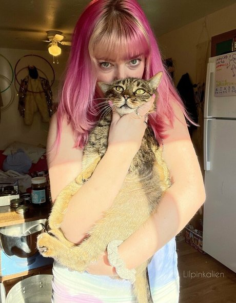 Lilpinkalien