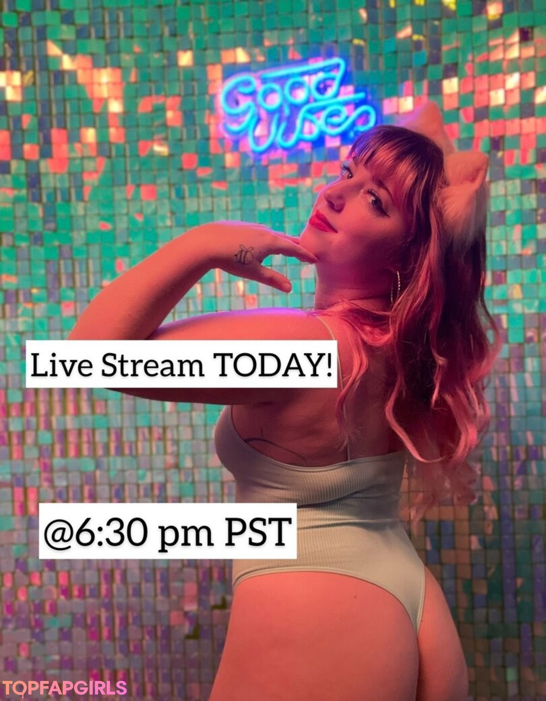 Naakte gelekte OnlyFans-foto van Lilpinkalien #1462