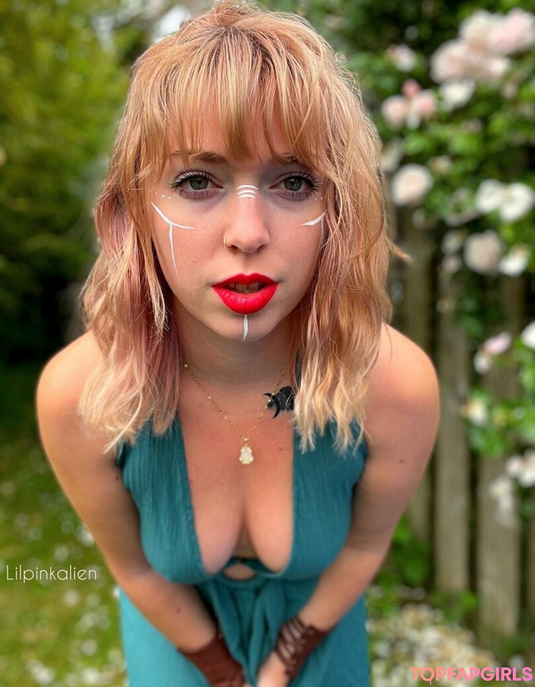Naakte gelekte OnlyFans-foto van Lilpinkalien #394 Naakte gelekte OnlyFans-foto van Lilpinkalien #394