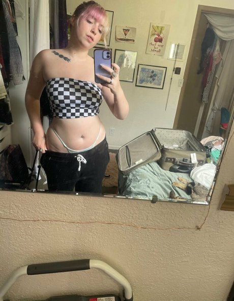 Lilpinkalien