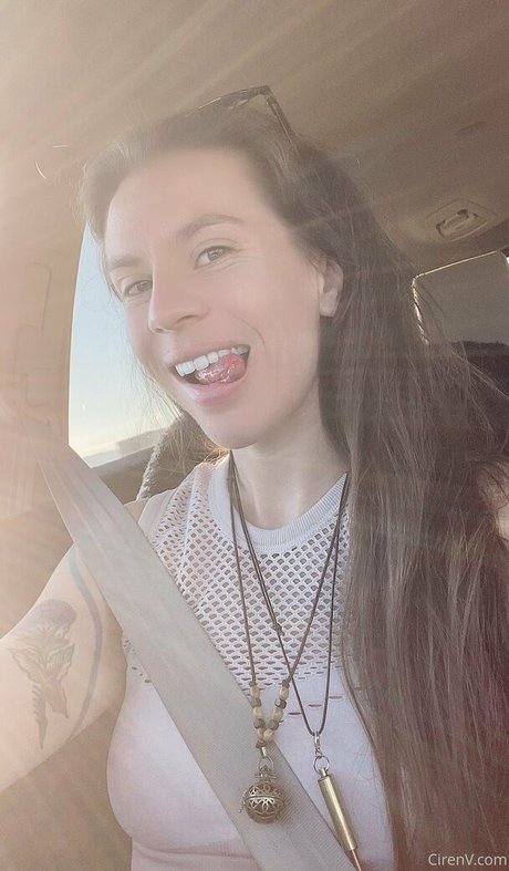 Naakte gelekte OnlyFans-foto van Realkinkyxxx