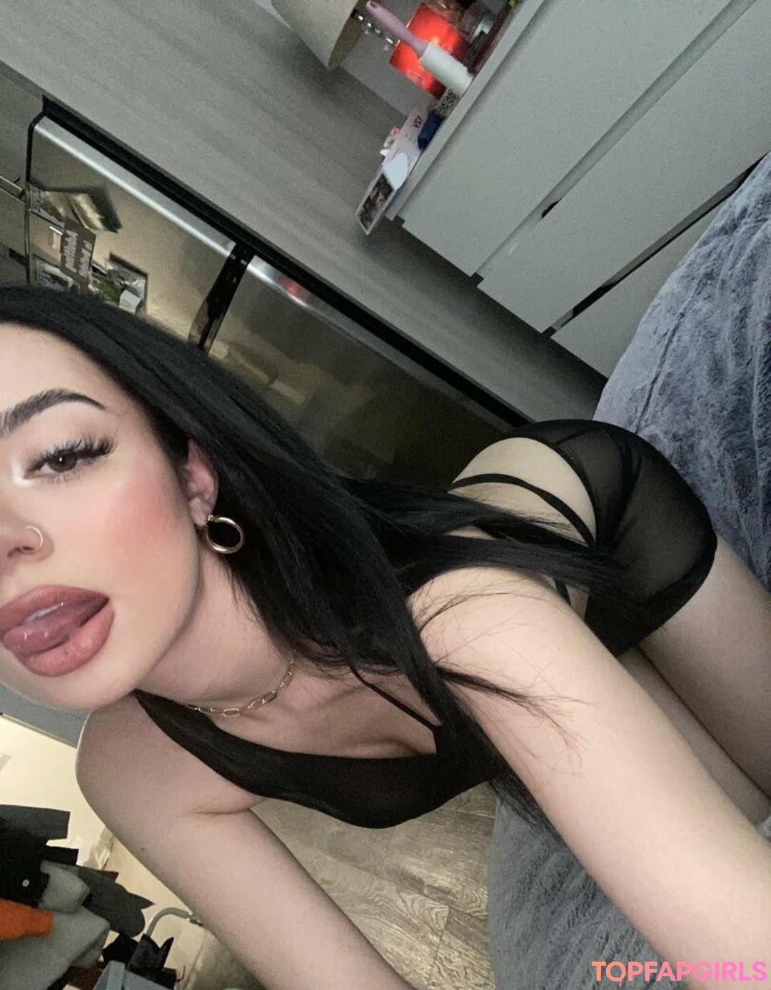 Naakte gelekte OnlyFans-foto van Tylenaaa #21 Naakte gelekte OnlyFans-foto van Tylenaaa #21