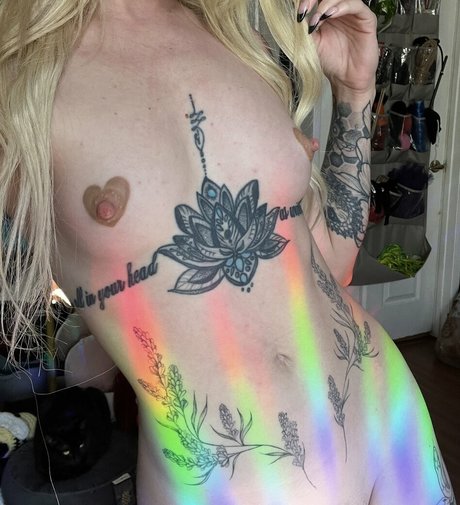 Lola Fae