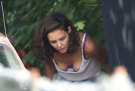 Naakte gelekte OnlyFans-foto van Katie Holmes