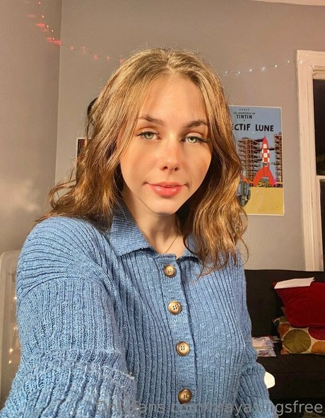 Naakte gelekte OnlyFans-foto van Mayasingsfree