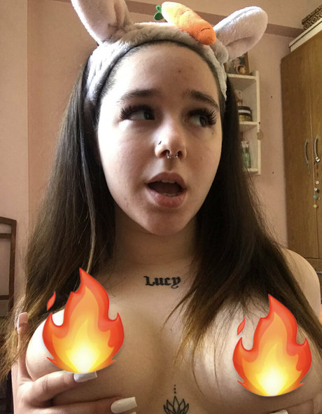 Naakte gelekte OnlyFans-foto van Foxyuzumaki
