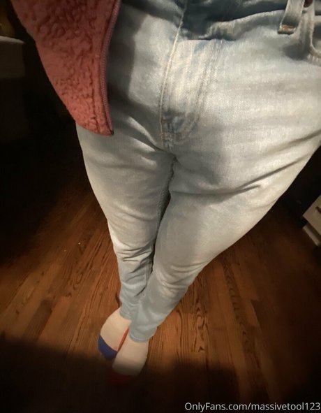 Naakte gelekte OnlyFans-foto van Massivetool123