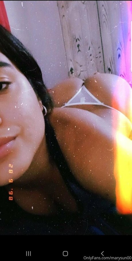 Naakte gelekte OnlyFans-foto van Marysun00