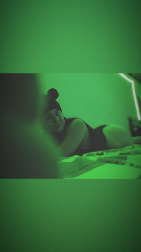 Naakte gelekte OnlyFans-foto van Sarah Camila Osorio