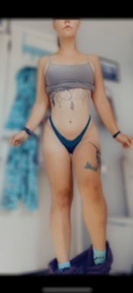 Naakte gelekte OnlyFans-foto van Sammythickthights