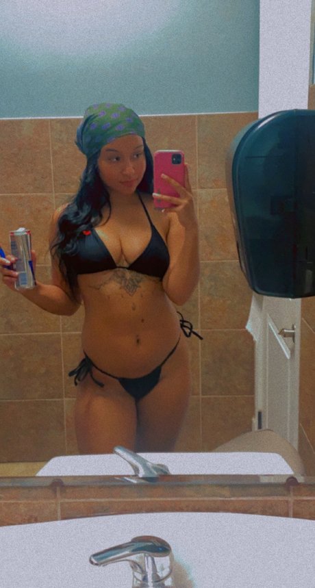 Naakte gelekte OnlyFans-foto van Sugar