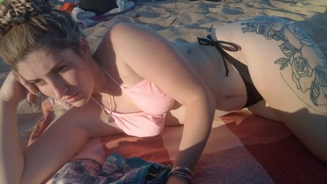 Naakte gelekte OnlyFans-foto van Sweet Girl Argentina 