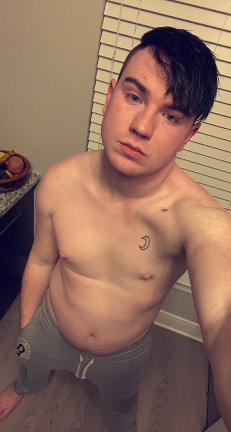 Naakte gelekte OnlyFans-foto van Roman Jackson