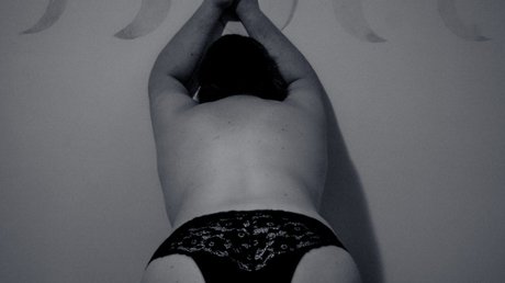 Naakte gelekte OnlyFans-foto van Luna Belladona