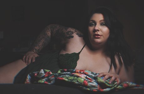 Naakte gelekte OnlyFans-foto van Savannah Quince