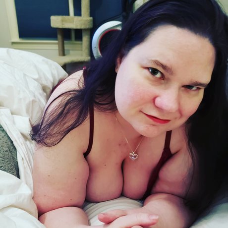 Naakte gelekte OnlyFans-foto van Beckah