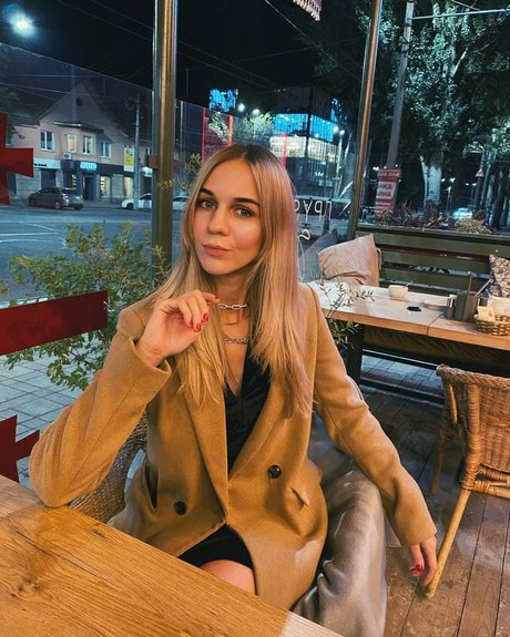 Naakte gelekte OnlyFans-foto van Juicegirl007
