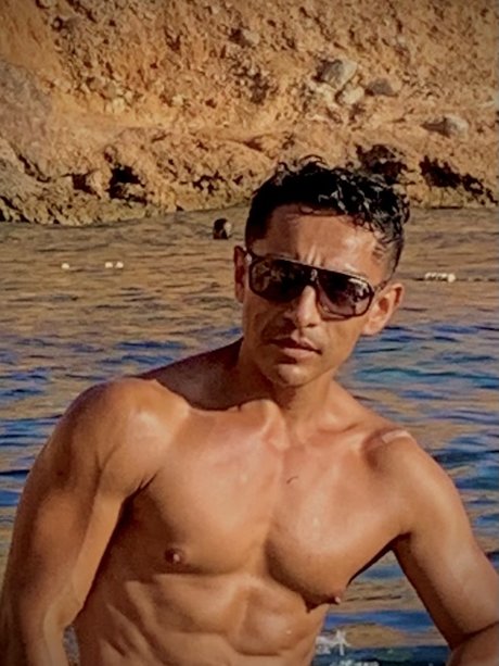 Naakte gelekte OnlyFans-foto van Thomas Sex