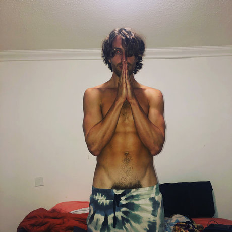 Naakte gelekte OnlyFans-foto van Easy Going