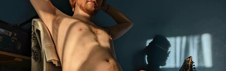 Naakte gelekte OnlyFans-foto van Okmijntoy