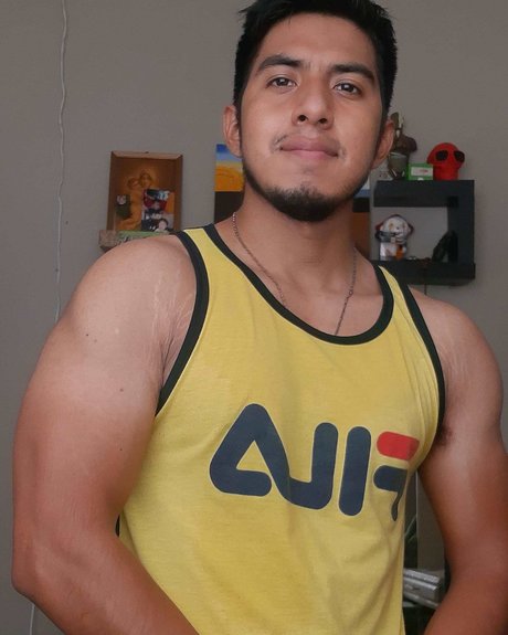 Naakte gelekte OnlyFans-foto van Yair Galvan Garcia