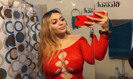 Naakte gelekte OnlyFans-foto van Lexi