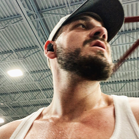 Naakte gelekte OnlyFans-foto van Jdx