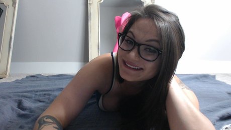Naakte gelekte OnlyFans-foto van Alice