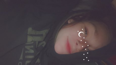 Naakte gelekte OnlyFans-foto van Lil Mama 
