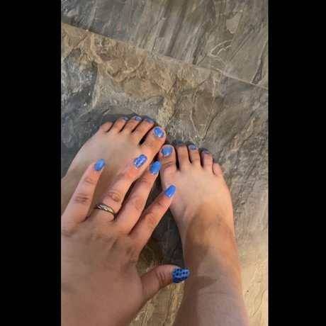 Naakte gelekte OnlyFans-foto van Queen Peach