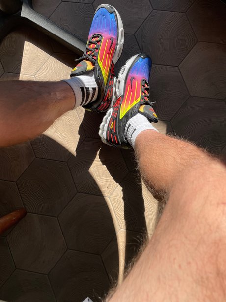 Naakte gelekte OnlyFans-foto van Supersnackboy