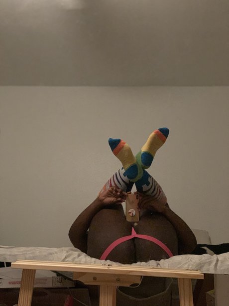Naakte gelekte OnlyFans-foto van Zickzaddysolo