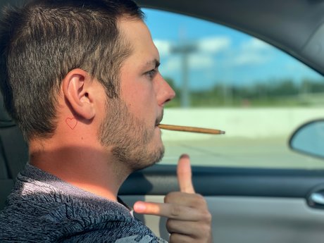Naakte gelekte OnlyFans-foto van Jimboschlong