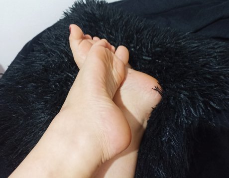 Naakte gelekte OnlyFans-foto van Feet Pzinho