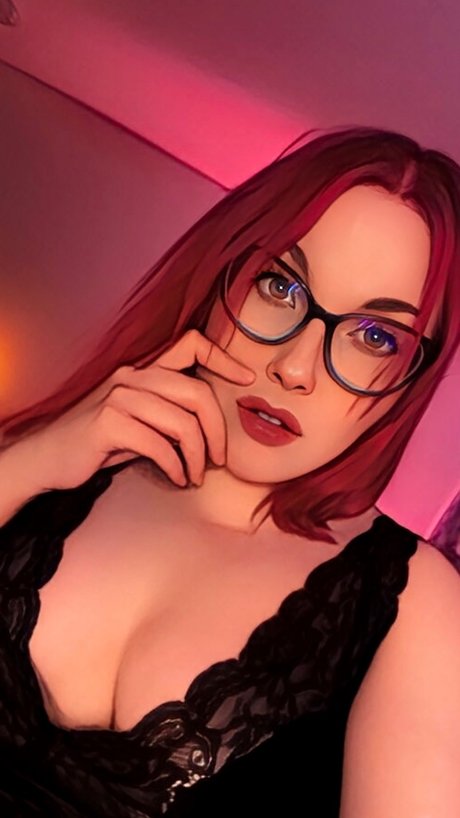 Naakte gelekte OnlyFans-foto van Kp 