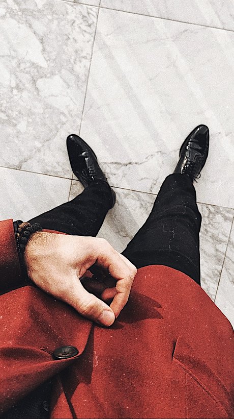 Naakte gelekte OnlyFans-foto van Zilinskas Photo