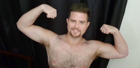 Naakte gelekte OnlyFans-foto van Zedgehog