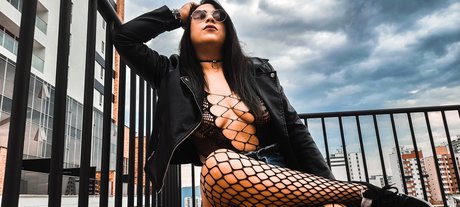 Naakte gelekte OnlyFans-foto van Havana420