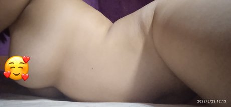 Naakte gelekte OnlyFans-foto van Krayla
