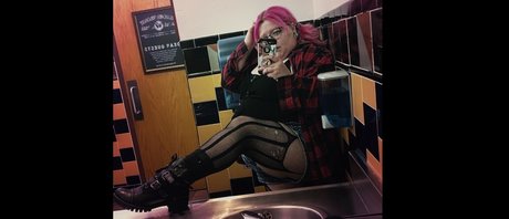 Naakte gelekte OnlyFans-foto van Jade 