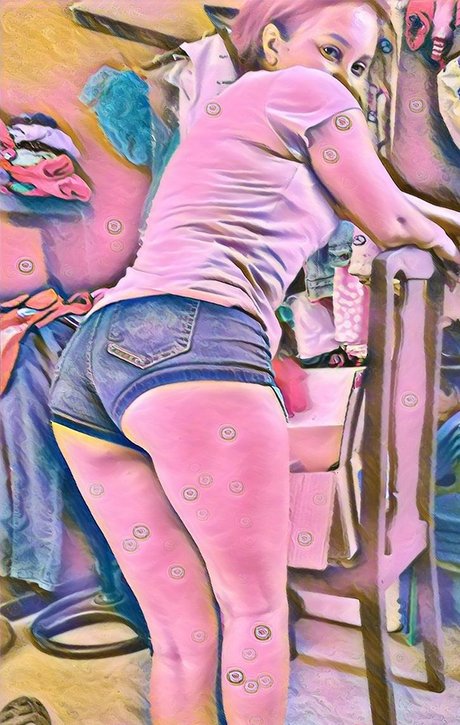 Naakte gelekte OnlyFans-foto van Fania Kmlo