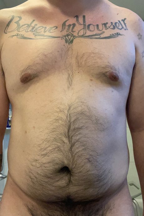 Naakte gelekte OnlyFans-foto van Michael Scott