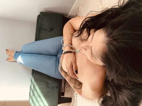 Naakte gelekte OnlyFans-foto van Michelle