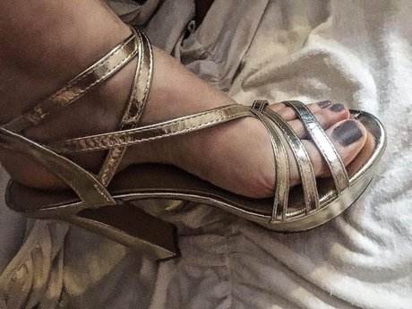 Naakte gelekte OnlyFans-foto van Lydia