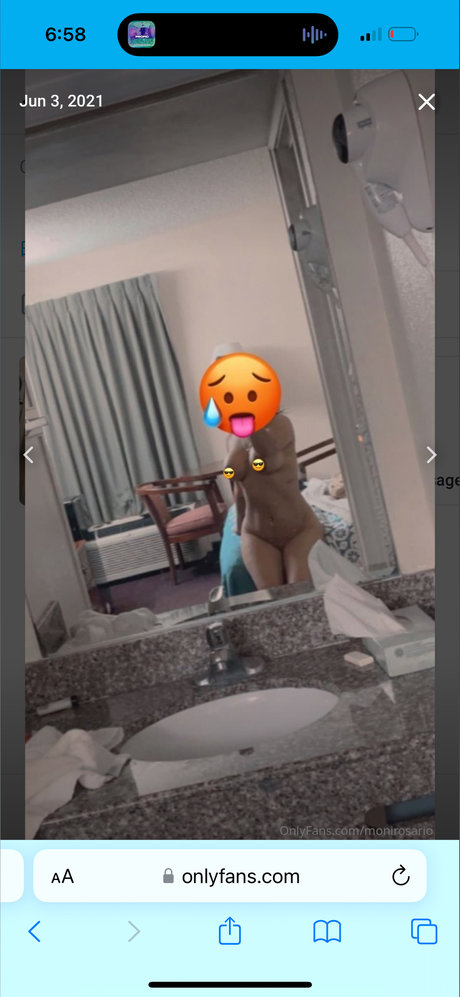 Naakte gelekte OnlyFans-foto van Xo La Moni