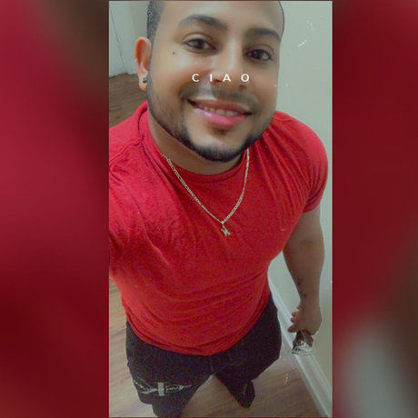 Naakte gelekte OnlyFans-foto van Julio Cordero