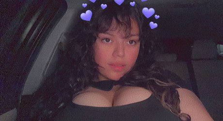Naakte gelekte OnlyFans-foto van Lahsy