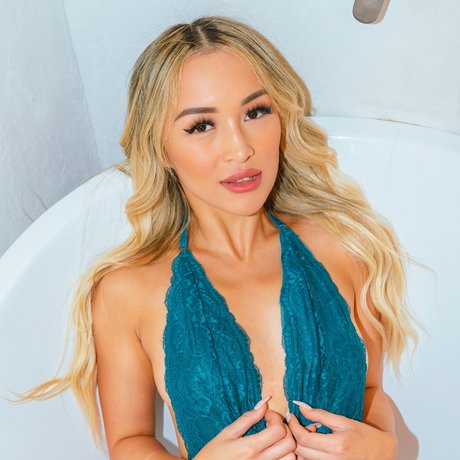 Alisha  Of Top 47