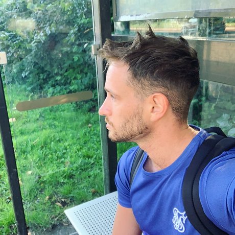 Naakte gelekte OnlyFans-foto van Otter