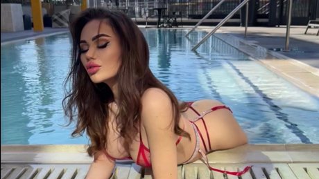 Naakte gelekte OnlyFans-foto van Kmt